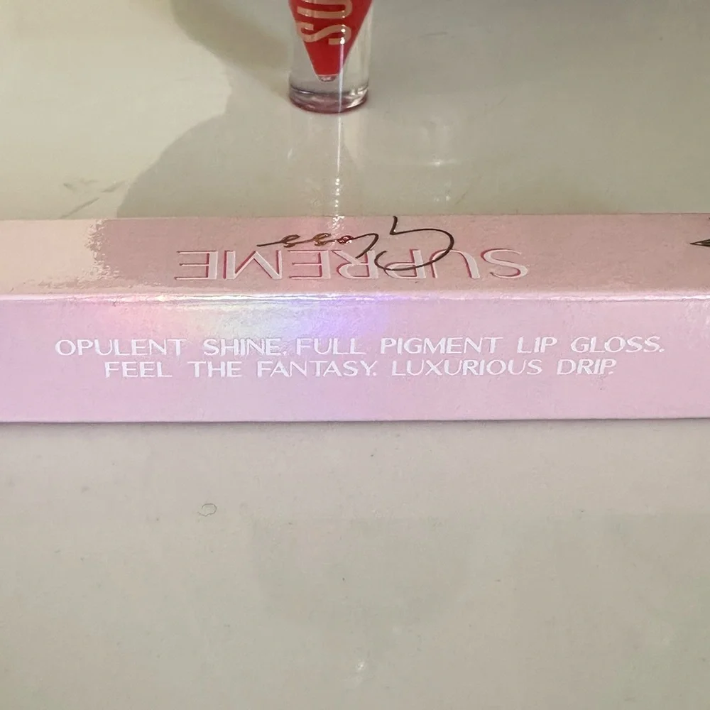 NWT (Red Affair) Jeffree Star Supreme Gloss‎ Lip Gloss.